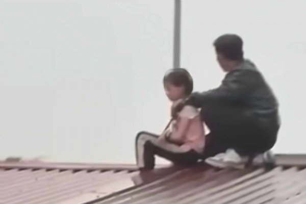 Nghẹt thở giải cứu bé gái bị bắt cóc ở Bắc Ninh