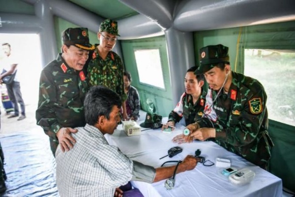 Lực lượng cứu hộ Việt Nam hỗ trợ Myanmar Nghĩa tình trong tâm bão động đất